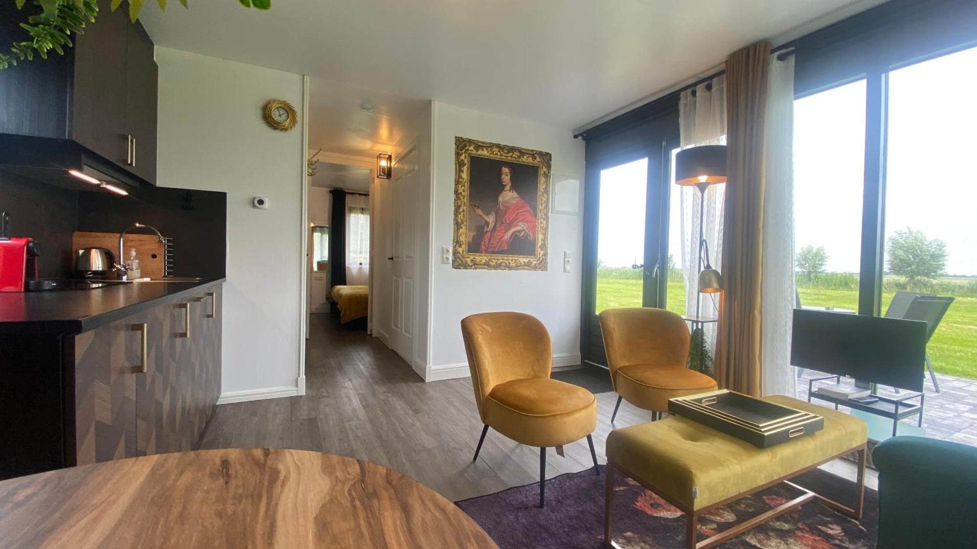 Albertine Agnes Tiny House フラネケル エクステリア 写真